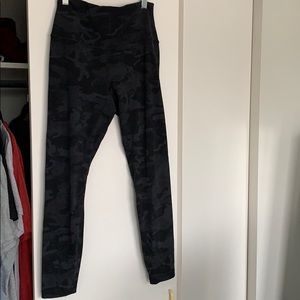 Lululemon Black Camo Align pant full length